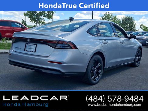 Certified 2025 Honda Accord SE image 9