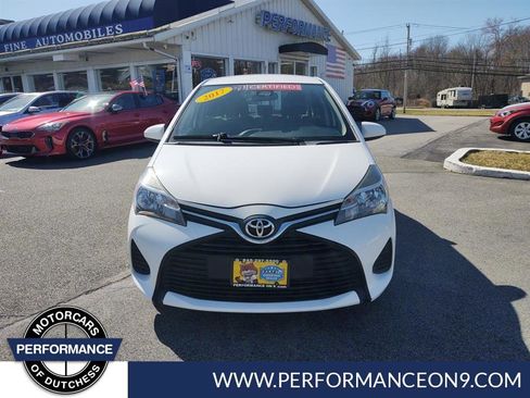 Used 2017 Toyota Yaris L w/ Carpet Mat Package image 8