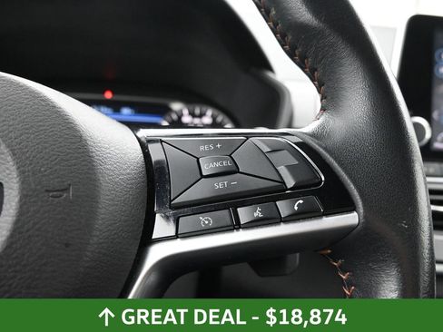 Used 2024 Nissan Altima 2.5 SR FWD image 30
