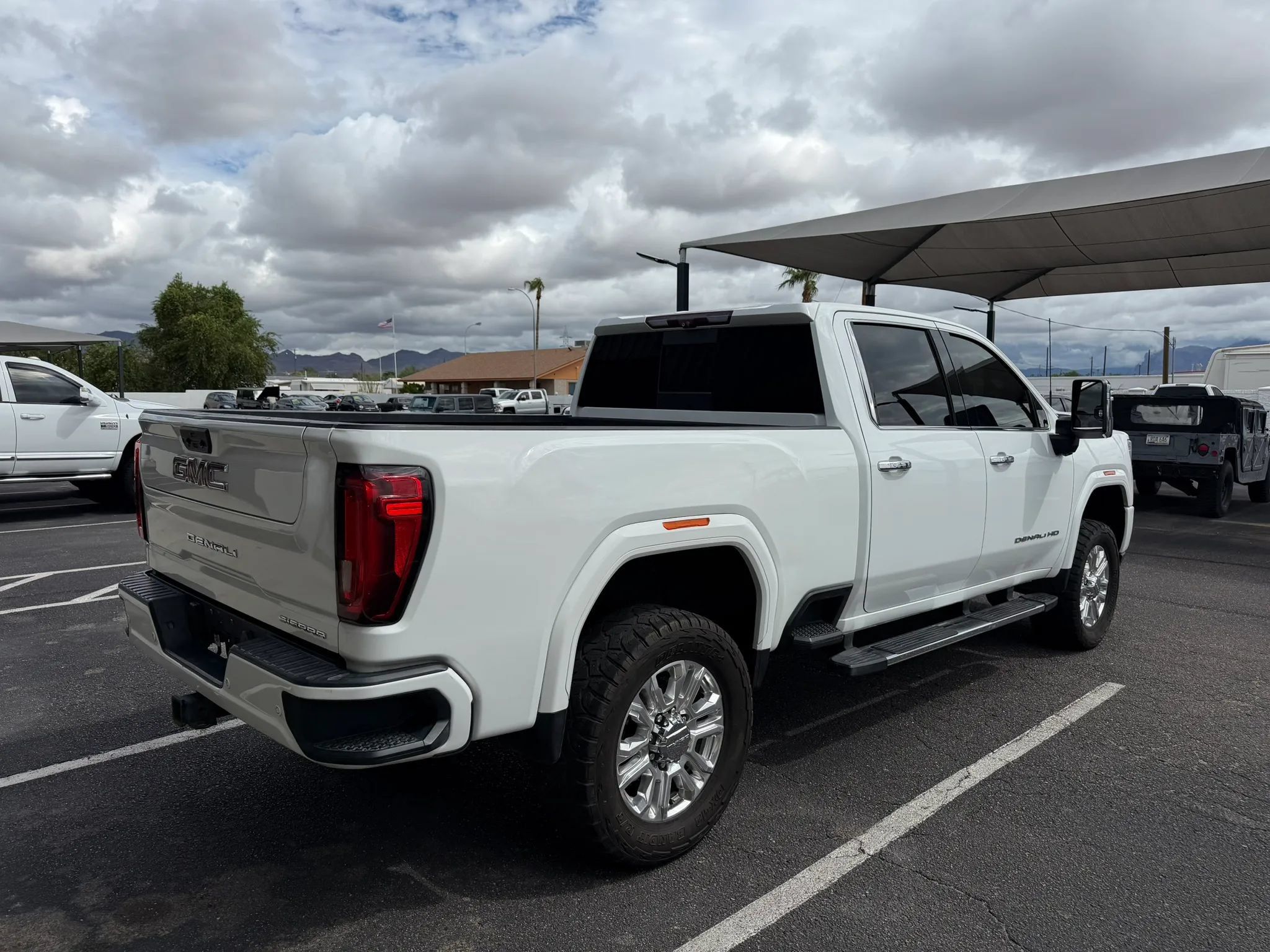 Used 2020 GMC Sierra 2500 Denali w/ Denali Ultimate Package AWD/4WD image 12