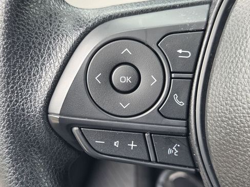 Used 2026 Toyota Corolla LE FWD image 23