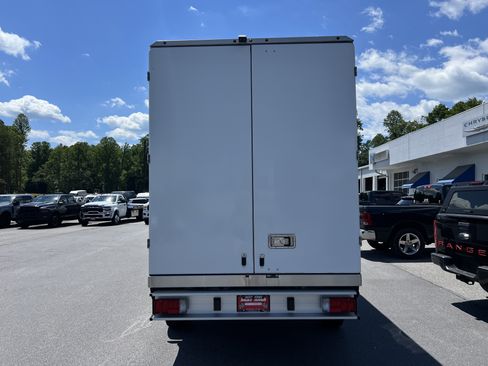 Used 2022 RAM ProMaster 3500 FWD image 2