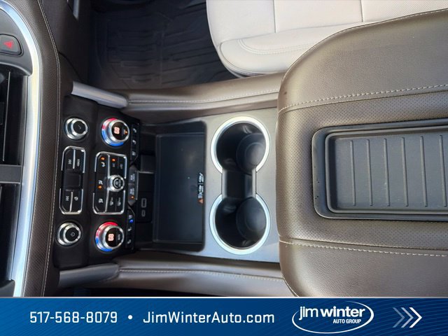 Used 2023 GMC Yukon XL SLT w/ SLT Premium Package AWD/4WD image 32