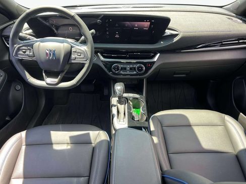 Used 2024 Buick Envista Sport Touring w/ Convenience I Package FWD image 13