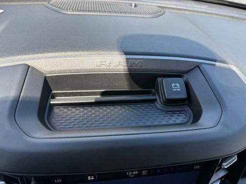 Certified 2022 RAM 2500 Tradesman AWD/4WD image 25