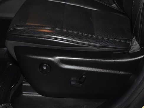 Used 2014 Jeep Grand Cherokee Overland w/ Advanced Technology Group image 11