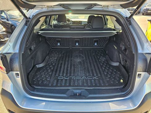 Certified 2025 Subaru Outback Onyx Edition AWD/4WD image 14
