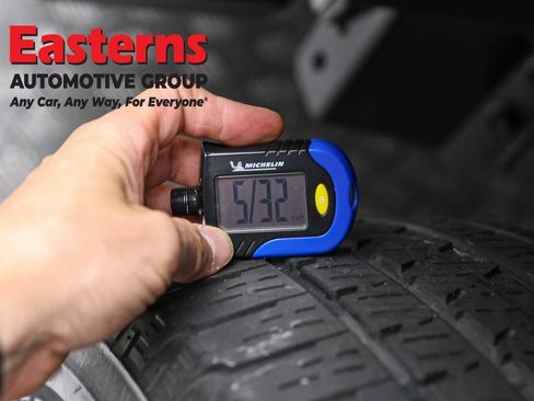 Used 2022 Jeep Wrangler Unlimited Sahara w/ Cold Weather Group AWD/4WD image 29