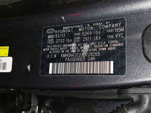 Used 2018 Genesis G80 3.8 w/ Option Group 03 image 32