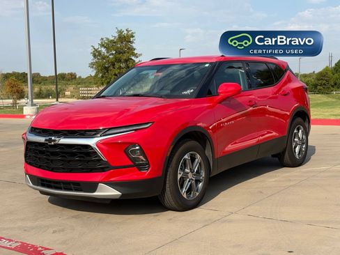 Used 2023 Chevrolet Blazer LT w/ Convenience Package FWD image 3