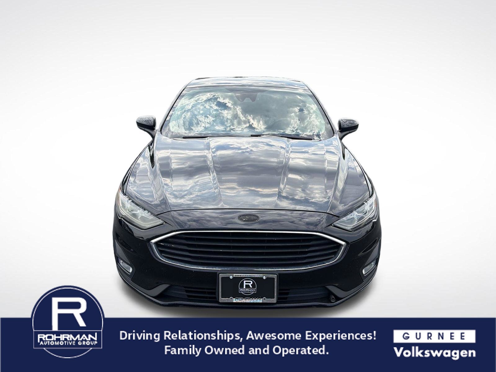 Used 2019 Ford Fusion SE w/ Equipment Group 151A FWD image 3