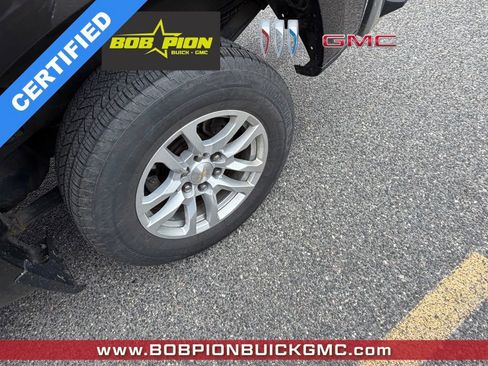 Used 2021 Chevrolet Silverado 1500 LT AWD/4WD image 2