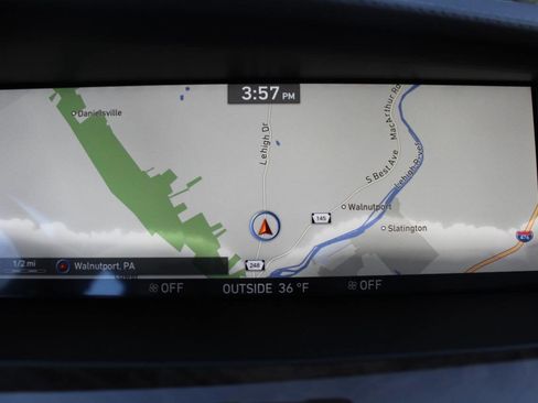 Used 2019 Genesis G90 3.3T Premium image 10