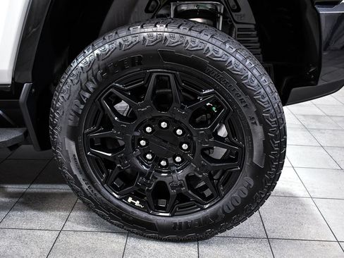 Used 2026 GMC Hummer EV SUV AWD/4WD image 8