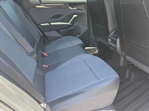 Used 2025 Volkswagen Tiguan SE R-Line AWD/4WD image 19