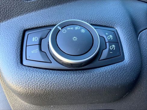 Used 2018 Ford Escape SE w/ SE Sync 3 Package image 37