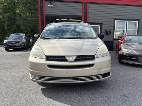 Used 2005 Toyota Sienna LE image 2