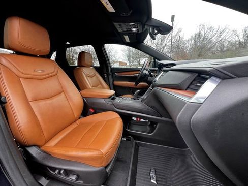 Used 2021 Cadillac XT5 Premium Luxury image 25