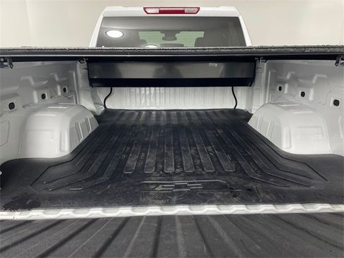 New 2025 Chevrolet Silverado 1500 LT image 15