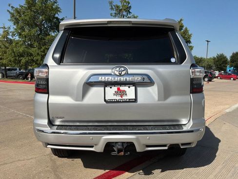 Used 2015 Toyota 4Runner Limited AWD/4WD image 7