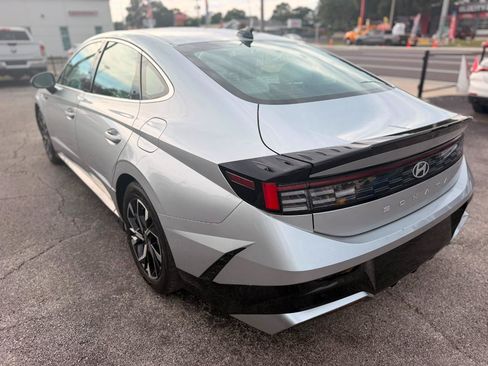 Used 2025 Hyundai Sonata SEL FWD image 9