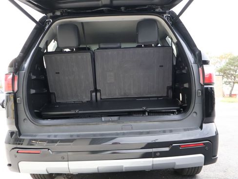 Used 2024 Toyota Sequoia Limited image 24