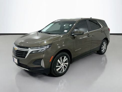 Used 2023 Chevrolet Equinox LT AWD/4WD image 3