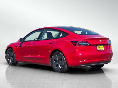 Used 2023 Tesla Model 3 Standard Range RWD image 7