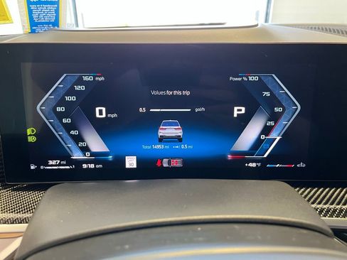 Used 2024 BMW X7 M60i w/ Executive Package image 5