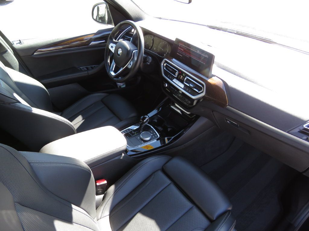 Used 2022 BMW X3 xDrive30i AWD/4WD image 14