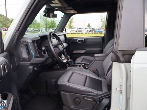 Used 2022 Ford Bronco Black Diamond AWD/4WD image 24