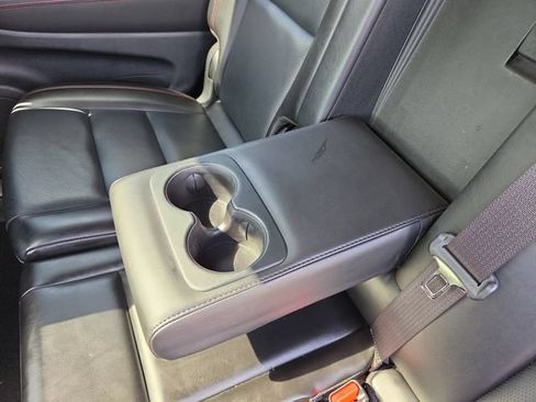 Used 2024 Dodge Durango GT RWD image 45