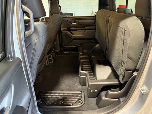 Certified 2025 RAM 1500 Tradesman w/ Night Edition AWD/4WD image 23
