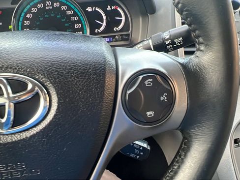Used 2015 Toyota Venza XLE image 16