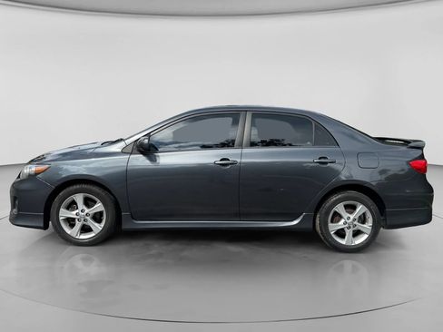 Used 2012 Toyota Corolla S FWD image 2