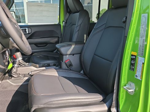 New 2026 Jeep Wrangler Sahara AWD/4WD image 14