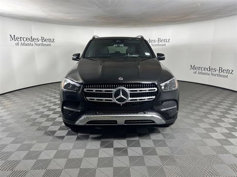 Certified 2025 Mercedes-Benz GLE 450 GLE 450 image 2