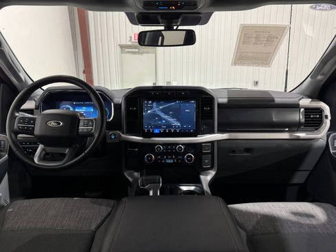 Used 2023 Ford F150 Lightning XLT image 20