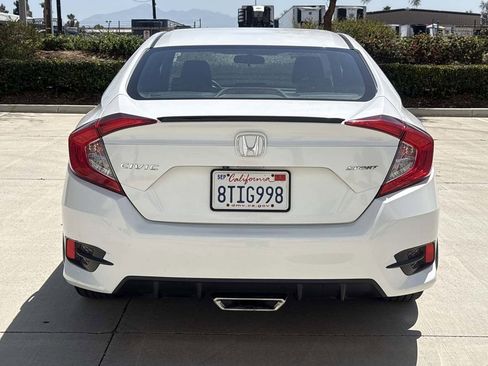 Used 2020 Honda Civic Sport image 4