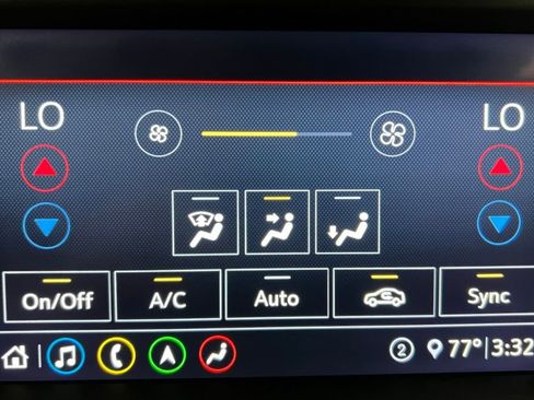 Used 2020 Chevrolet Silverado 2500 LTZ image 46