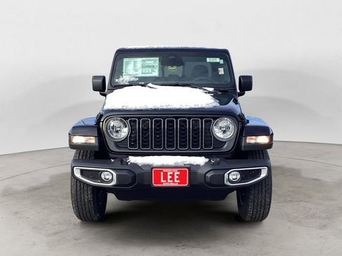New 2026 Jeep Gladiator Sport image 9