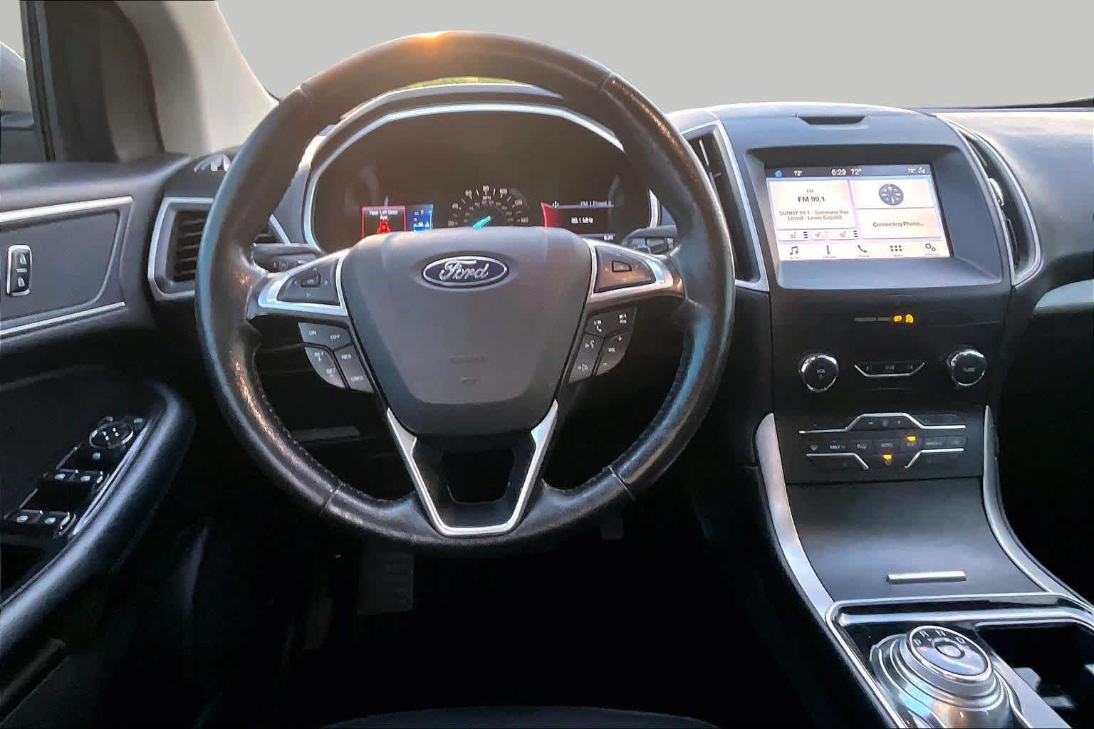 Used 2019 Ford Edge SEL w/ Cold Weather Package AWD/4WD image 6