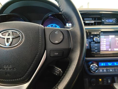 Used 2014 Toyota Corolla S Premium image 11