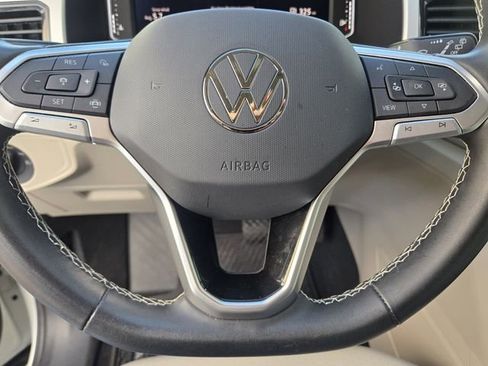 Used 2023 Volkswagen Atlas SE w/ Black Wheel Package image 24