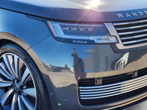 Certified 2023 Land Rover Range Rover SV AWD/4WD image 31