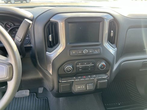 Used 2021 Chevrolet Silverado 1500 Custom image 21