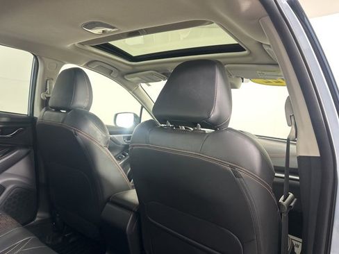 Used 2022 Subaru Crosstrek 2.5i Limited w/ Moonroof Package 2 image 18