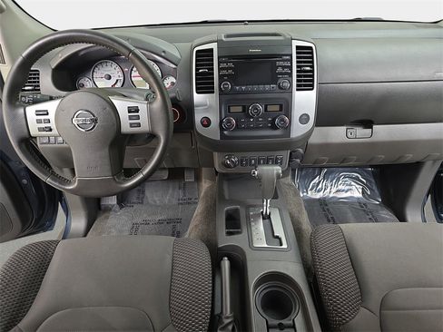 Used 2014 Nissan Frontier PRO-4X image 10