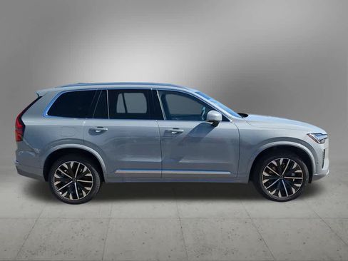 Used 2026 Volvo XC90 B5 Plus w/ Protection Package AWD/4WD image 7