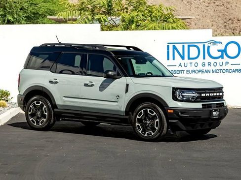 Used 2023 Ford Bronco Sport Outer Banks w/ Tech Package AWD/4WD image 4